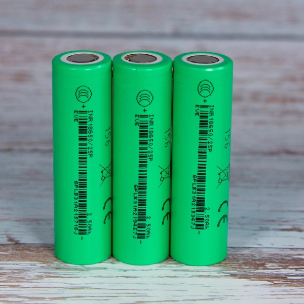 Аккумулятор EVE INR18650/25P - 2500mAh, 30 A